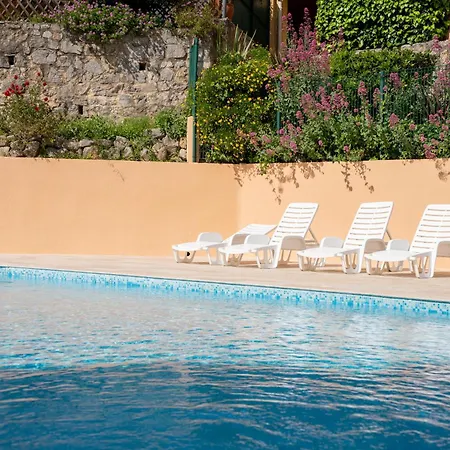Alora - Superbe Vue Climatise Avec Piscine Apartment